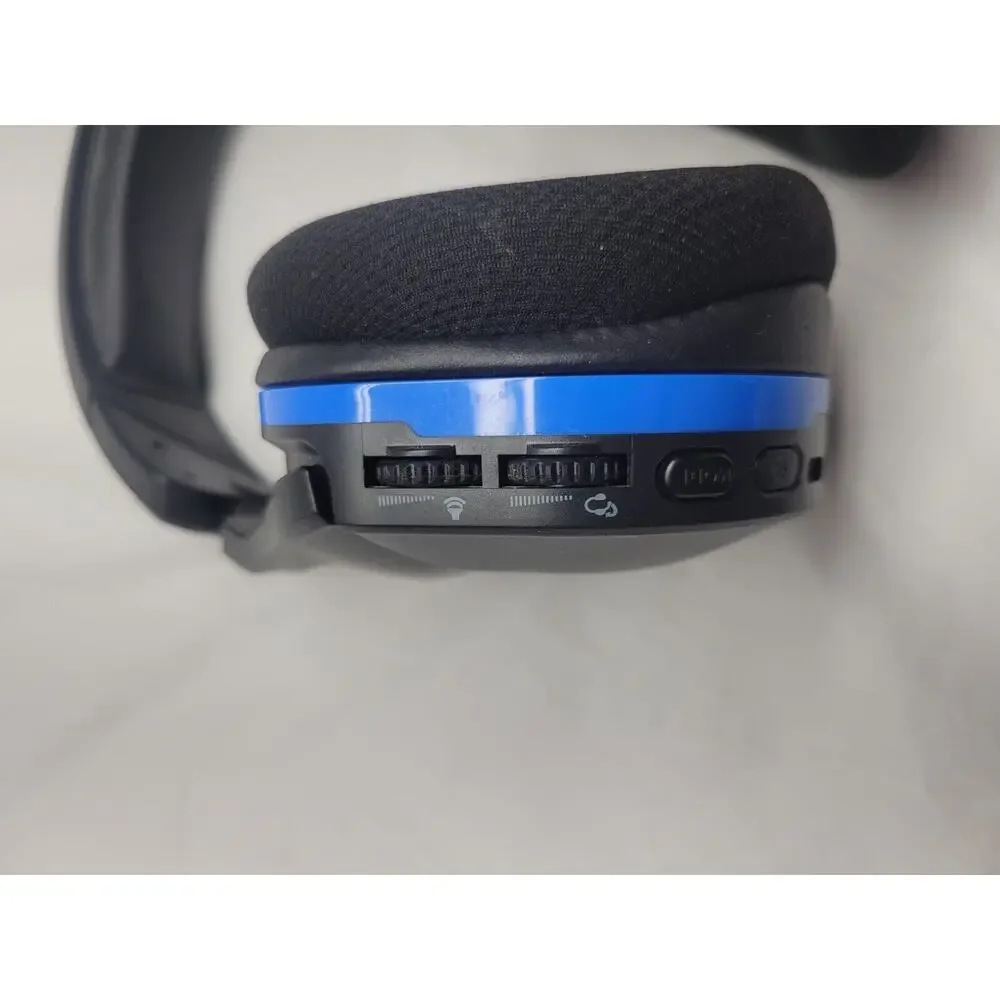 Turtle Beach S600 GEN2 P Wireless Gaming Headphones Black And Blue No USB Dongle